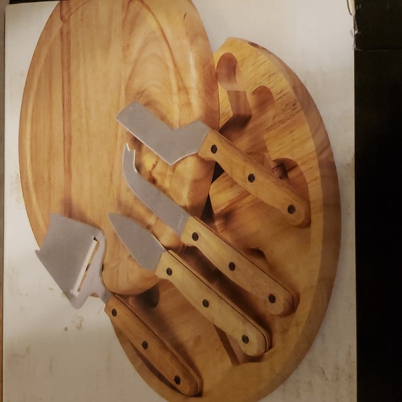 CIRCO CHEESE BOARD AND TOOLS SET - Picture 6 of 6